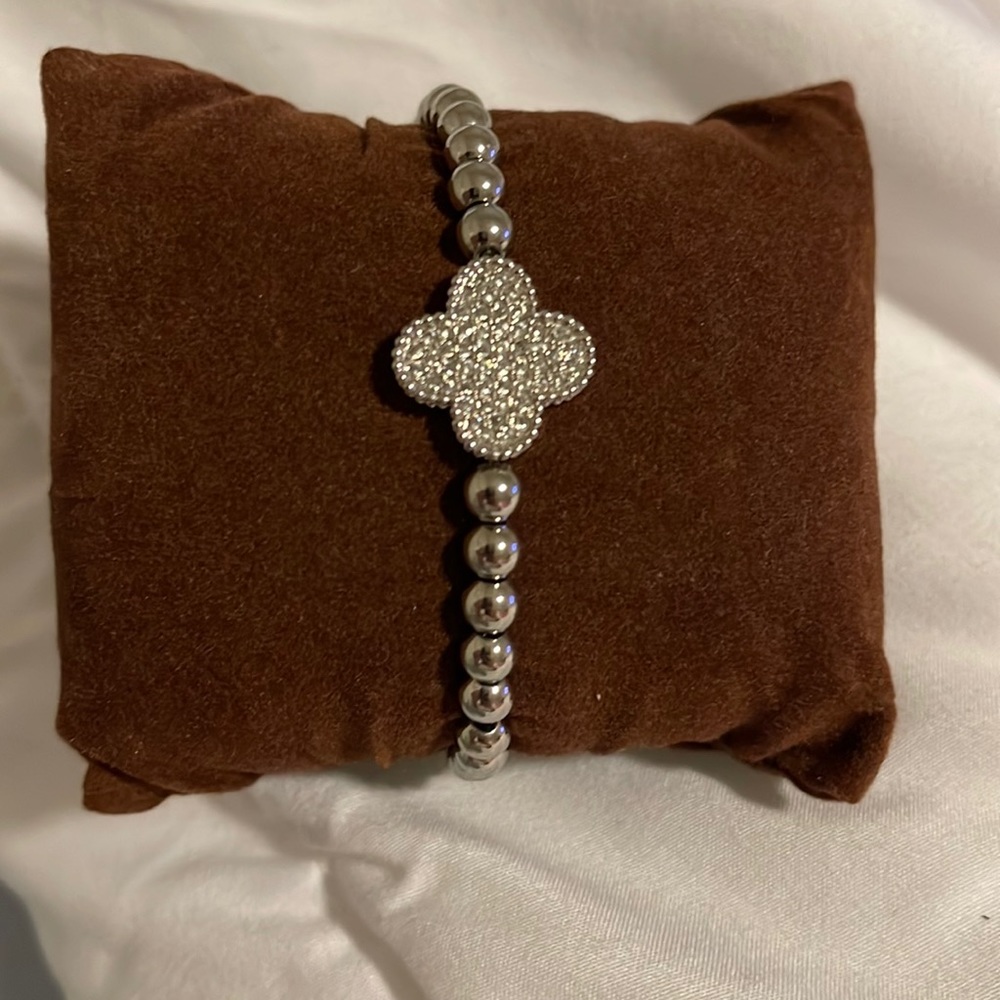 Elastic beaded Bracelet